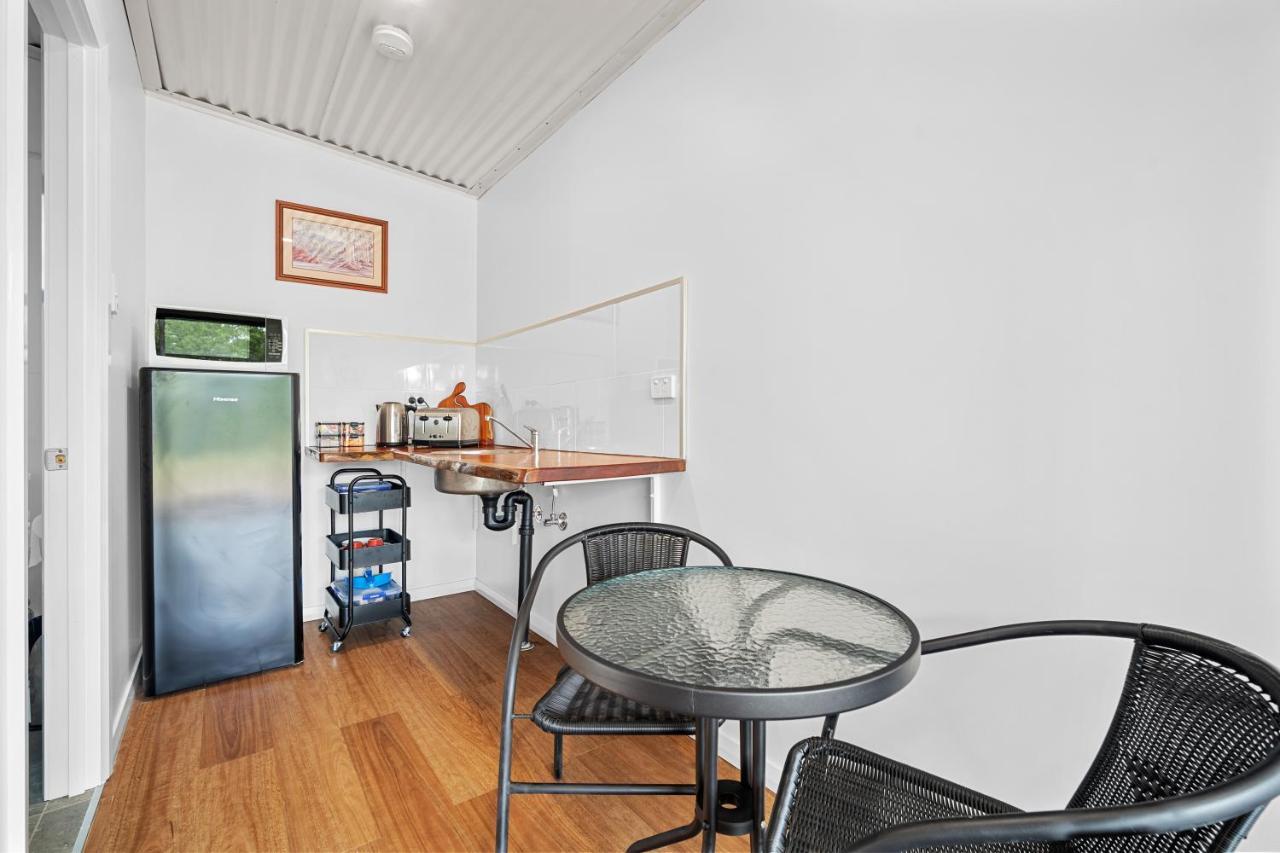 Litchfield Tropical Stay Batchelor Exteriör bild