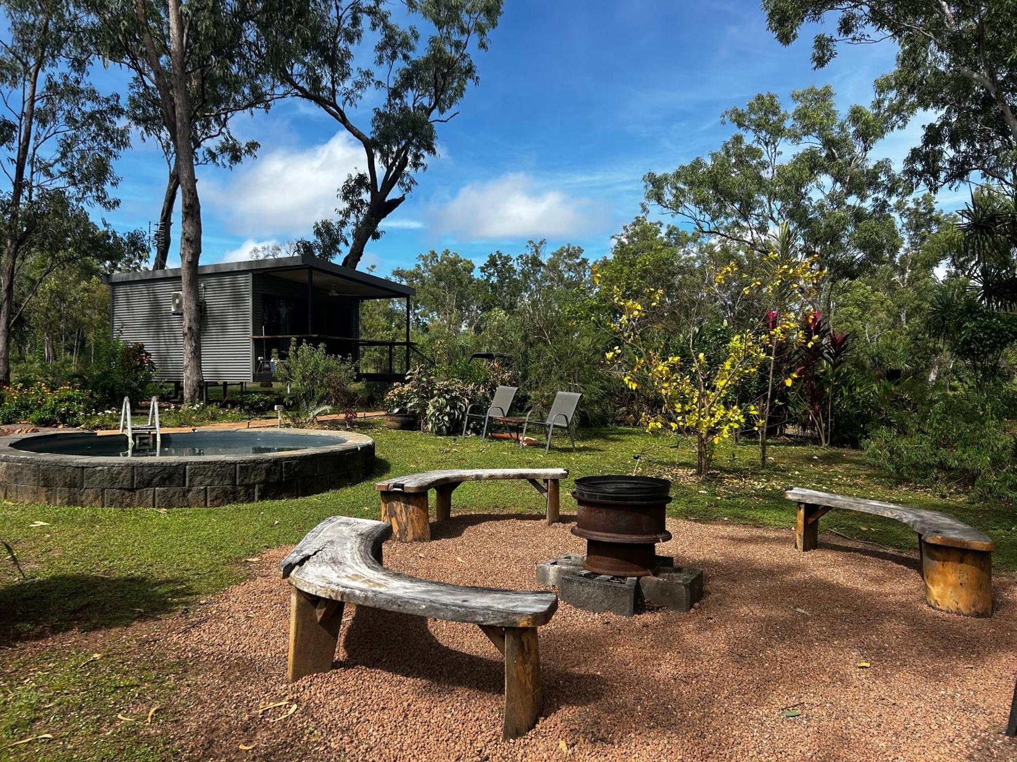 Litchfield Tropical Stay Batchelor Exteriör bild