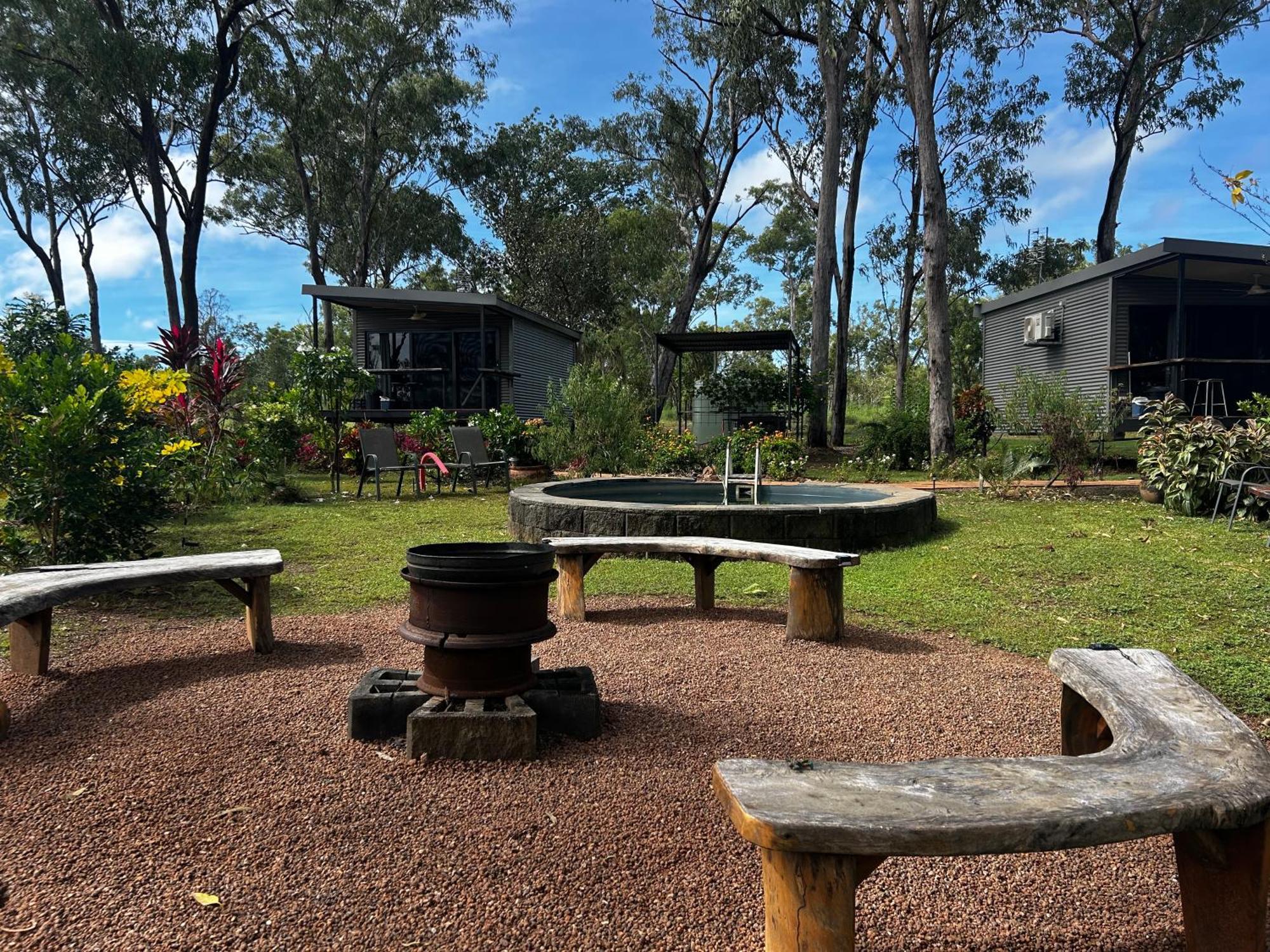 Litchfield Tropical Stay Batchelor Exteriör bild