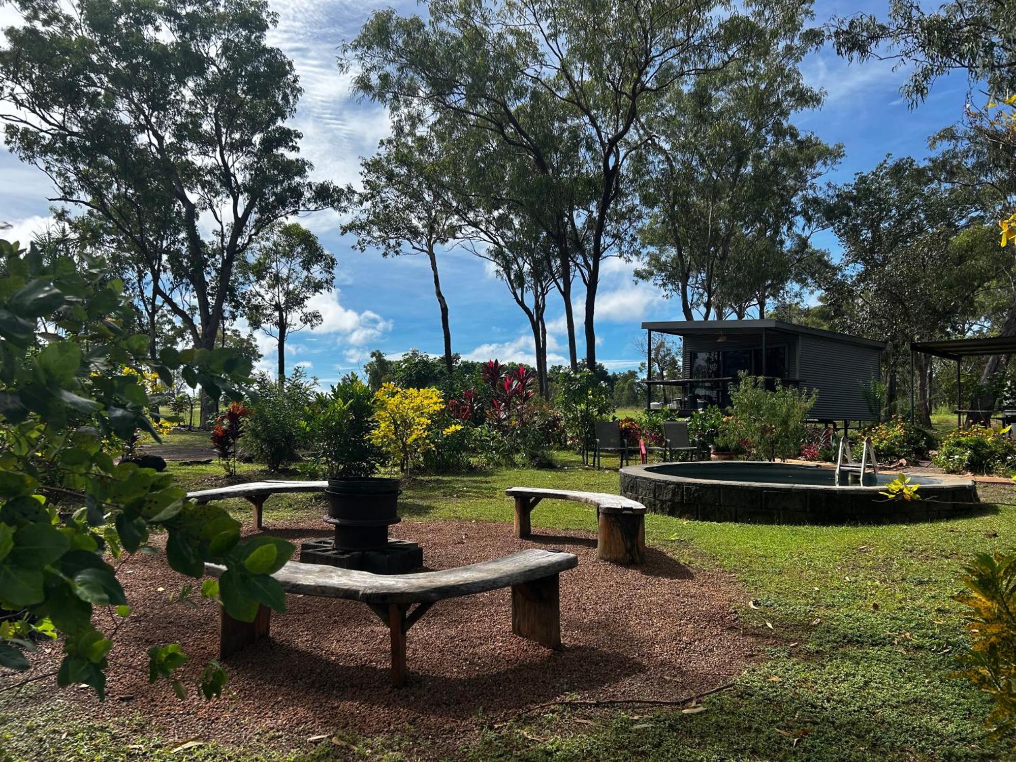 Litchfield Tropical Stay Batchelor Exteriör bild